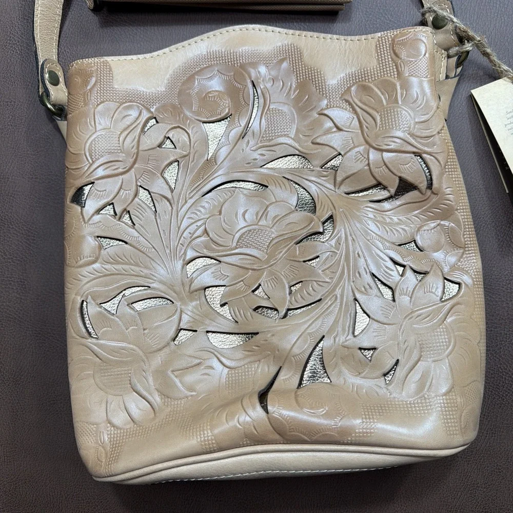 Patricia Nash Crossbody Sling Bag LAVELLO Sand Color Cut Out Floral Leather New!